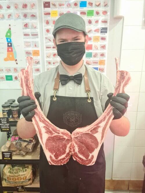 TOMAHAWK STEAK